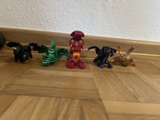5 Bakugan Figuren