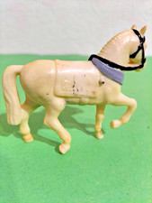 PFERD MAINZ PRINZENGARDE - Mainzer Karneval  Harten Kunststoff 6,5 cm.