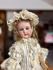 Antike Porzellankopf-Puppe