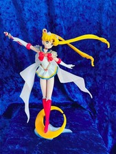 SUPER SAILOR MOON S Figur von