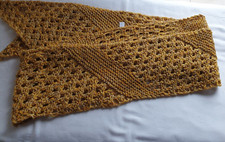 langer Laceschal -gestrickte