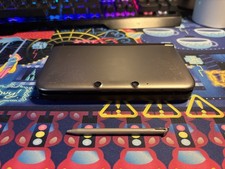 Nintendo 3DS XL - Silber/Schwarz + Spiele (4GB SD-Karte)