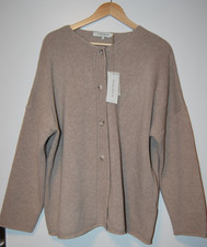 by Aylin Koenig Strickjacke