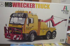 Italeri 1:24 93808 MB Wrecker