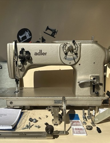 Nähmaschine adler 1217 - nähmaschine,