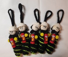 Feuerwehr  Glückswürmchen  - Handarbeit