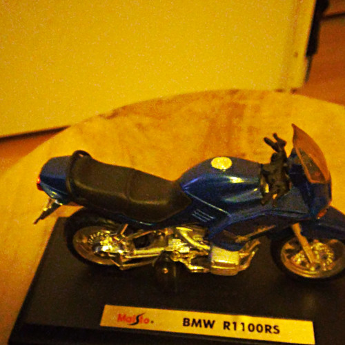 Maisto bmw r1100rs motorrad - maisto,