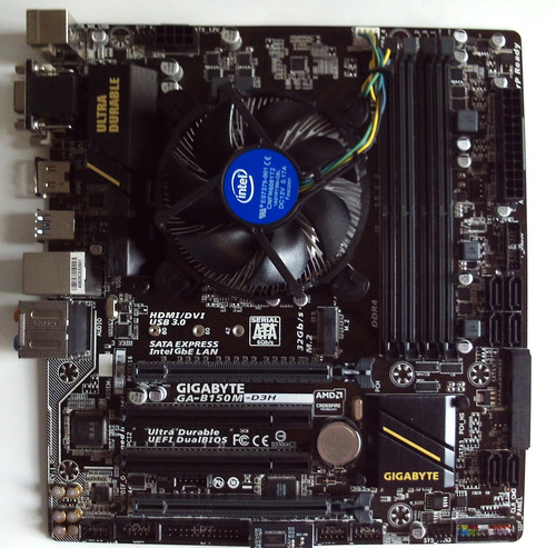 Mainboard gigabyte - mainboard,