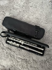 Yamaha Querflöte YFL-211 Schülermodell, Versilbert, E-Mechanismus