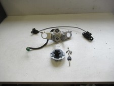 Suzuki GSF 600 S 00-04 Bandit WVA8 Schlosssatz Gabelbrücke Zünd Tank Sitz Schlos