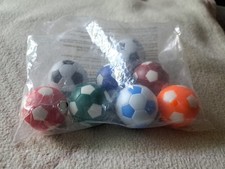 8 Kickerbälle