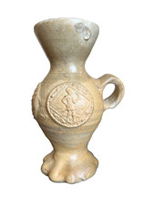 Antiker Trichterhalsbecher