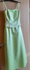 langes Abendkleid hellgrün