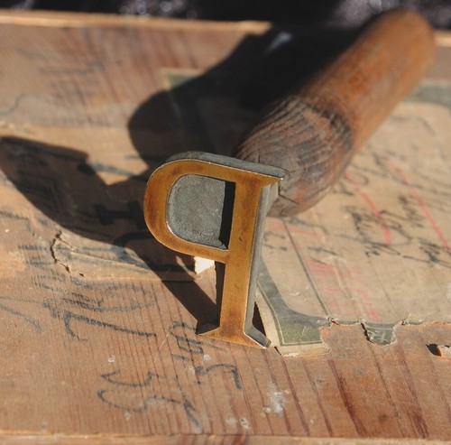 Buchstabe vergoldestempel - buchstabe,