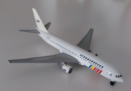 Herpa wings 500 - 1:500, boeing