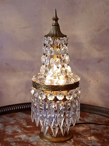 Antike nachttischlampe aus - antike,