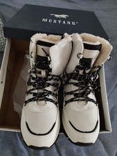 Mustang Damenstiefel Ice