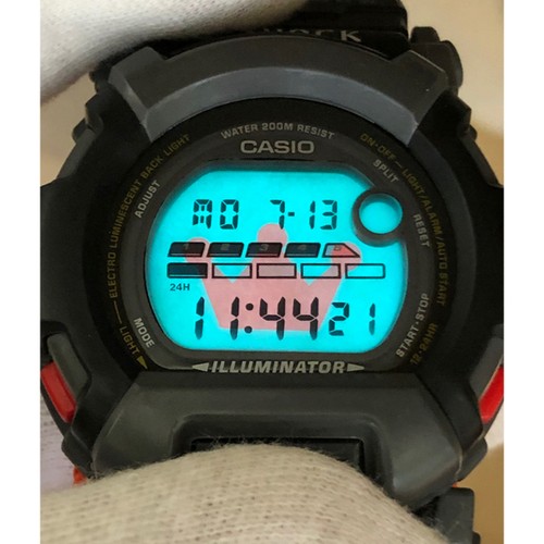Shock collaboration uhr - collaboration,
