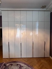 Kleiderschrank Gefertigt aus hochwertigem MDF mit integrierter Beleuchtung