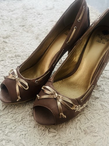 Peeptoes replay high - *, *