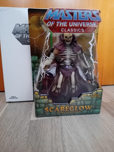 Scare glow masters of - -,