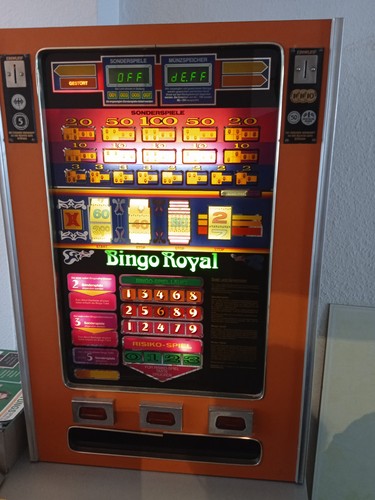 Historischer geldspielautomat - historischer,