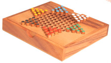 Halma-Spiel eckig aus Holz 17