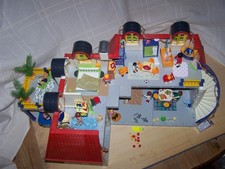 Playmobil Wohnhaus 3965, Erweiterung  voll eingerichtet und mit Auto