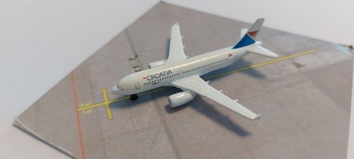 Flugzeugmodell airbus a319 - airbus,