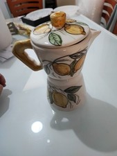 Kaffeekanne Zitronen aus