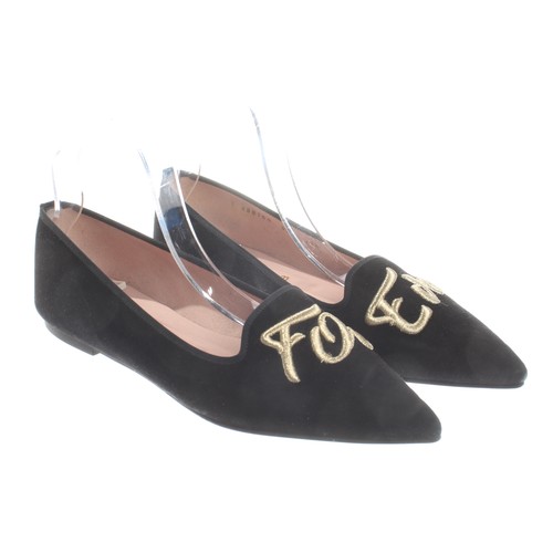 Pretty ballerinas - pretty,