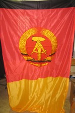 ORIGINAL DDR FAHNE 135 x 240 DEDERON !!!