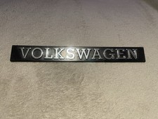 VW Volkswagen Schriftzug