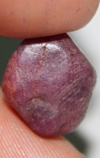 16,90 Karat natürlicher roter Rubin grob, Rohrubin, Rubinkristall, lose Rubin...