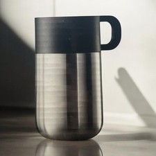 WMF IMPULSE TRAVEL MUG Isolierter Thermo Reisebecher mit Griff 0,3L Edelstahl