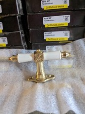 P. Bisschop. 4018 Fensteroliven Messing poliert, Handhabe aus weißem Kunststoff 