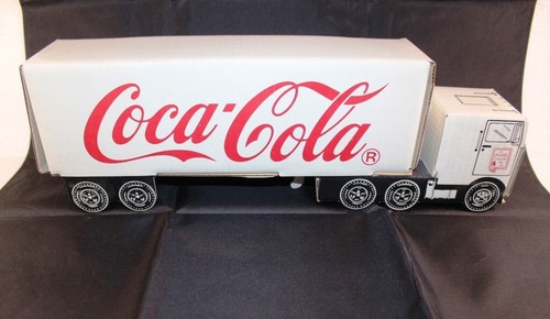 Coca cola collectors club - collectors,