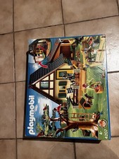 Playmobil Set 4207 - Forsthaus mit Tierpflegestation.