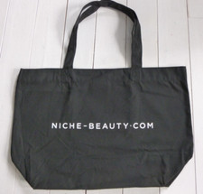 Stofftasche in Schwarz von Niche Beauty - NEU