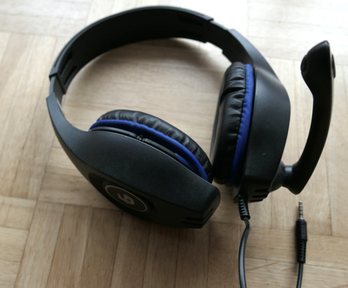 Over ear stereo headset - ear,