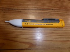 Fluke Volt Alert, Berührungsloser Spannungsprüfer
