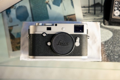 Leica top - (typ, 240)