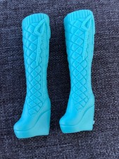 Barbie ,, Stiefel in Türkisblau“!