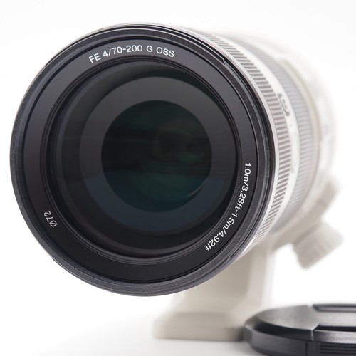 Near mint sony 70 - fe, 70-200mm