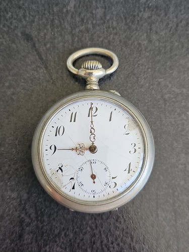 Antike mechanische taschenuhr - antike,