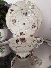 Exklusives Egerland Porzellan-Gedeck (Trio) – Rosen, Relief & Gold – VINTAGE