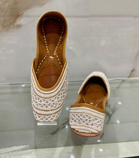 Damen Punjabi Jutti Hochzeit Mojari Ethnisch Flach UK Größe 4-8 Khussa Schuhe -