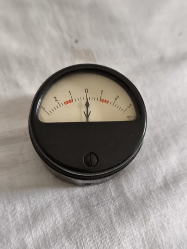 Altes voltmeter messinstrument - altes,