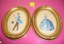 2 alte gestickte  Bilder  Mann + Frau  im goldenen ovalen Kunststoffrahmen