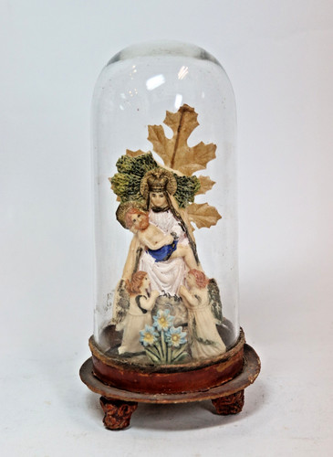 Glasstutz mit einer pieta - mit,